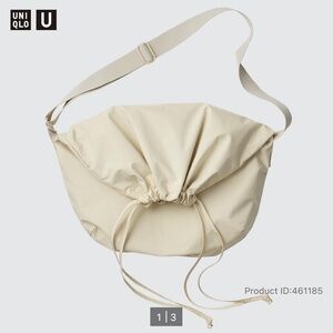 Uniqlo drawstring shoulder bag